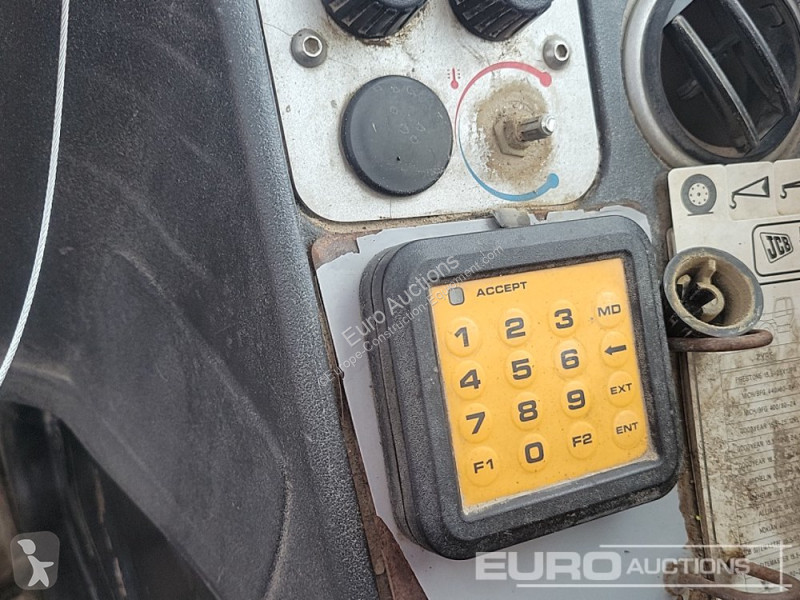 Teleskopický vozík JCB 535-140 Hi Viz