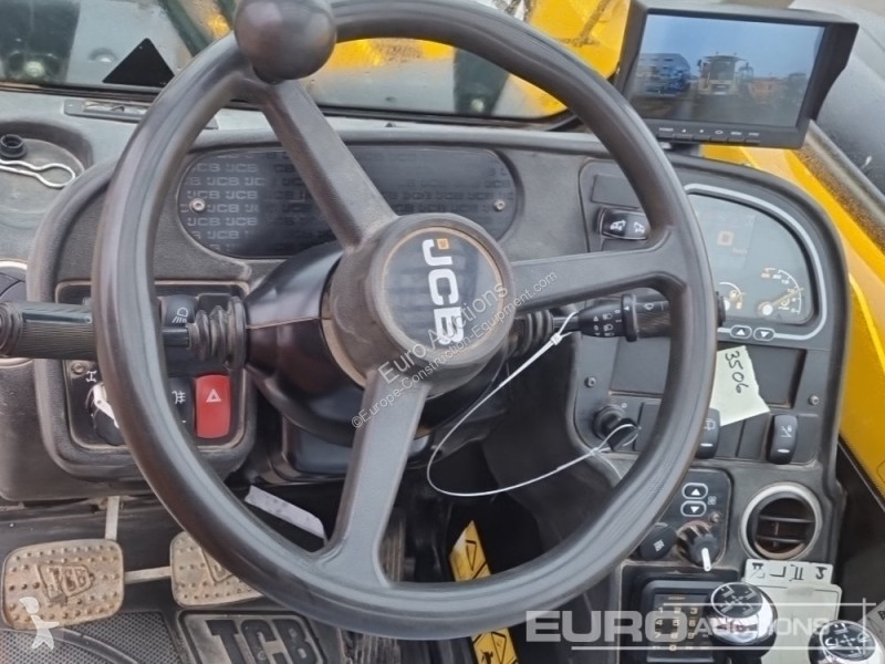 Teleskopický vozík JCB 540-140 Hi Viz