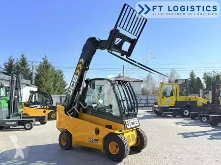 Teleskopický manipulátor JCB
