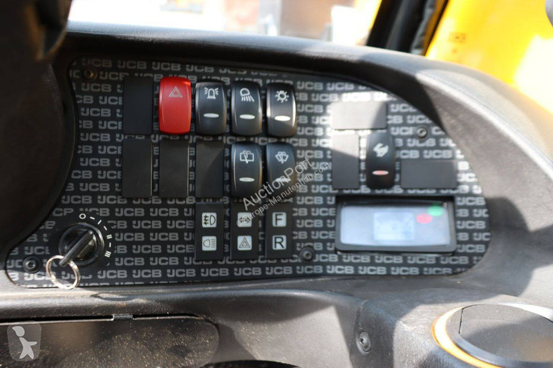 Телескопический погрузчик JCB 514-40 CON