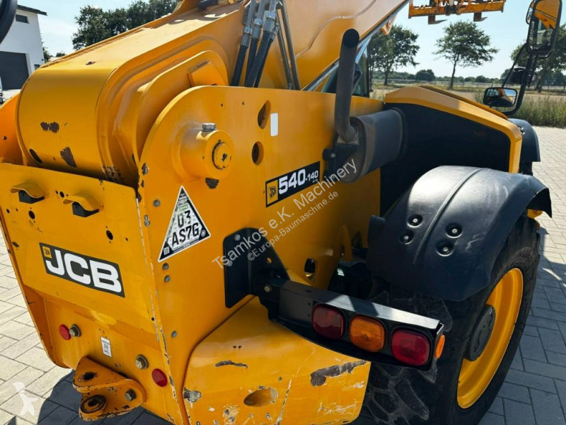 Carretilla telescópica JCB HiViz...