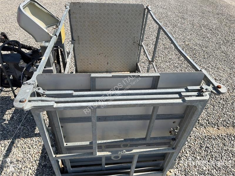 Телескопічний навантажувач Manitou MRT2550...