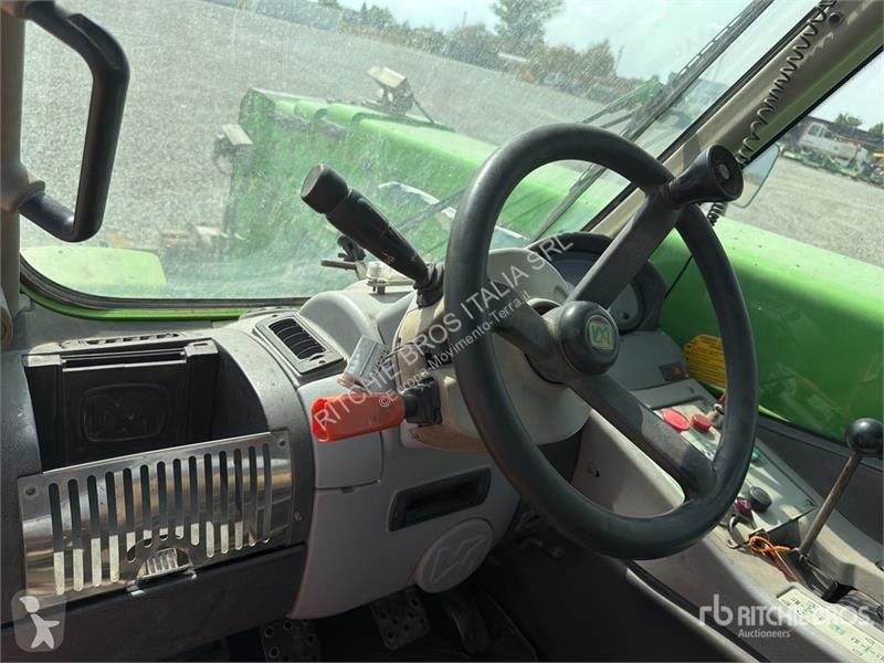 Телескопічний навантажувач Merlo P40.17