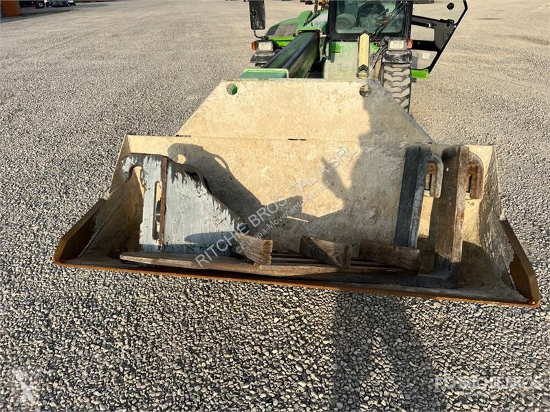 رافعة شوكية تلسكوبية Merlo P27.6 Telehandler