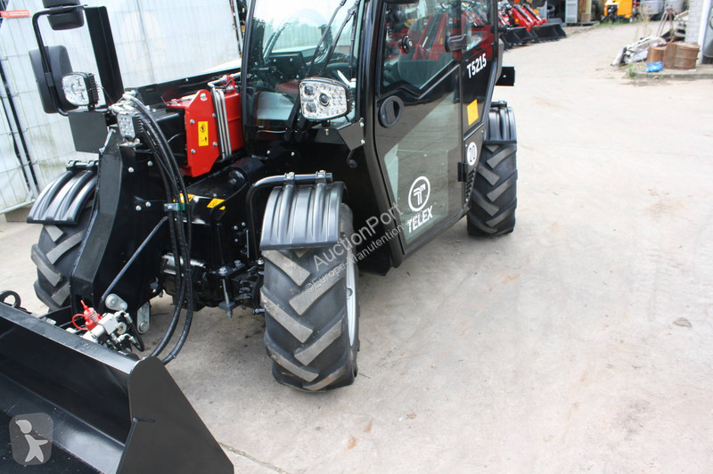 Teleskopický vozík Terex T5215