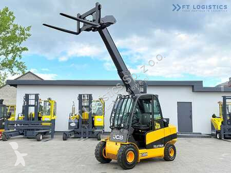 Încărcător telescopic JCB