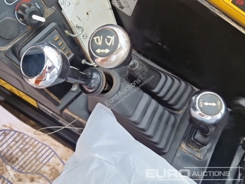 رافعة شوكية تلسكوبية JCB 540-140 Hi Viz