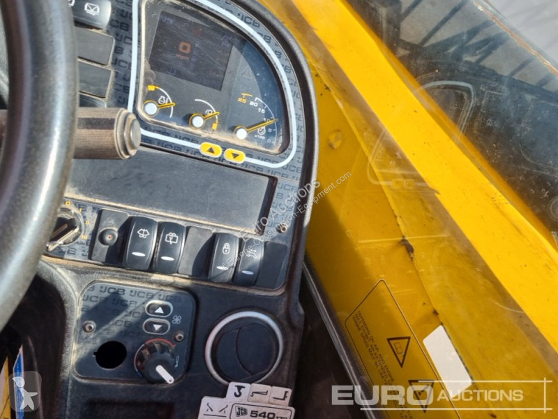 Teleskopický vozík JCB 540-170