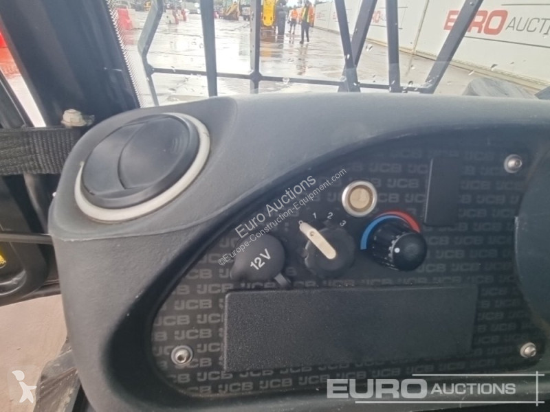 Chariot télescopique JCB 520-40