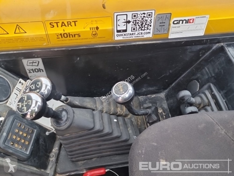 Teleskopický vozík JCB 540-140 Hi Viz