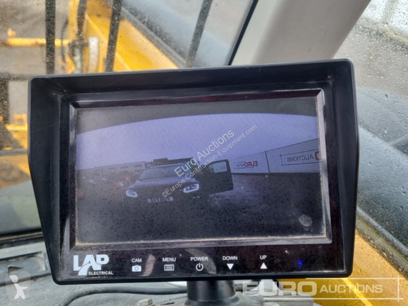 Teleskopický vozík JCB 540-140 Hi Viz