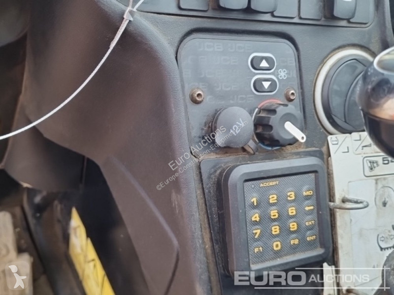 Teleskopický vozík JCB 540-140 Hi Viz