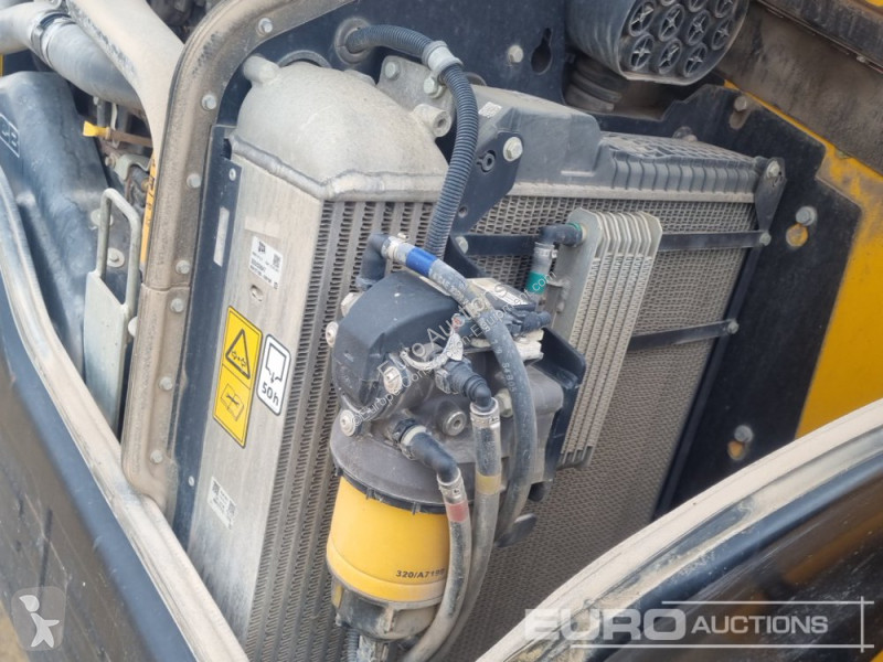 Teleskopický vozík JCB 535-95