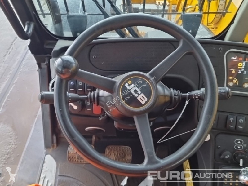 Teleskopický vozík JCB 531-70