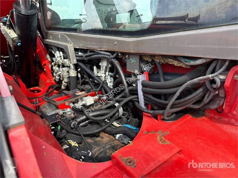 Телескопічний навантажувач Manitou...