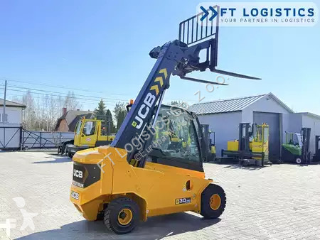 Teleskopický manipulátor JCB