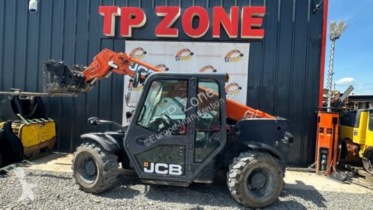 Teleskopický manipulátor JCB 525-60 t4 à 32 900...