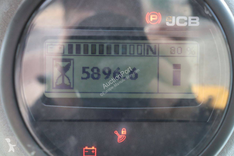 Телескопический погрузчик JCB 30-19E
