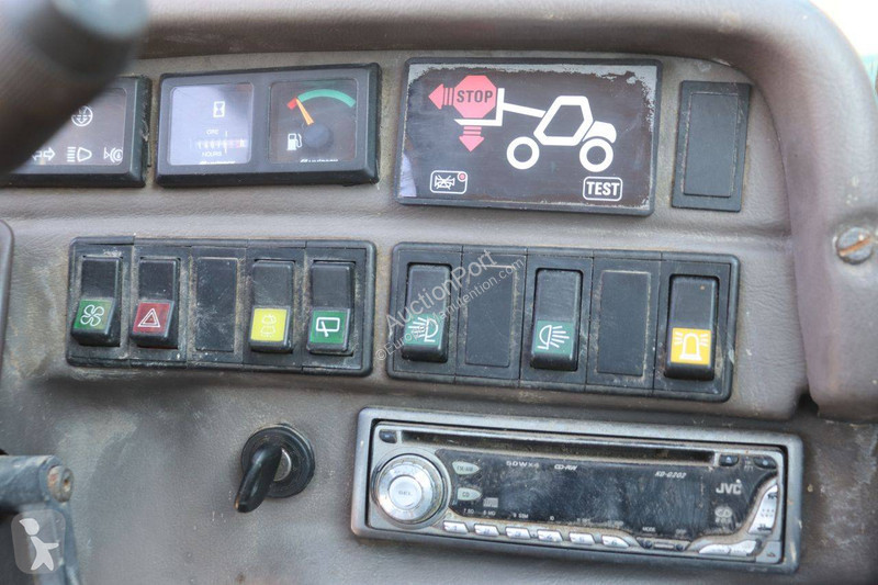 Teleskopický manipulátor Manitou MLT628T