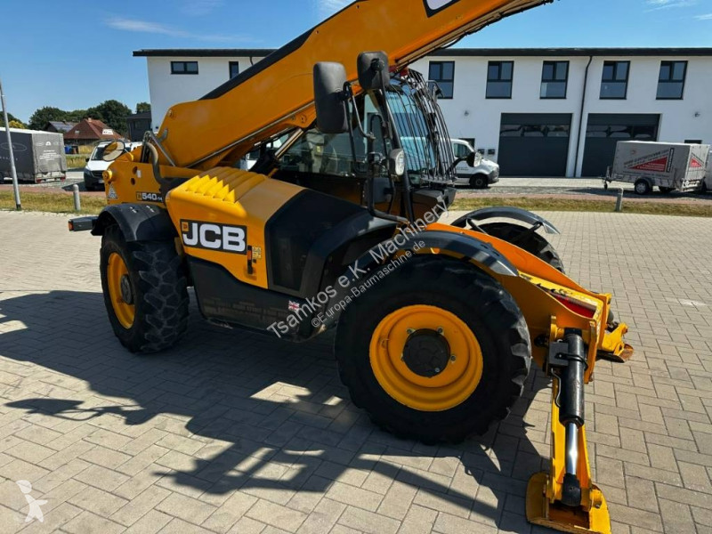 Carretilla telescópica JCB HiViz...