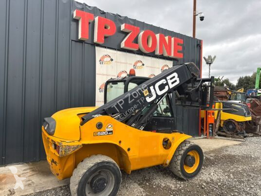 Chariot télescopique JCB