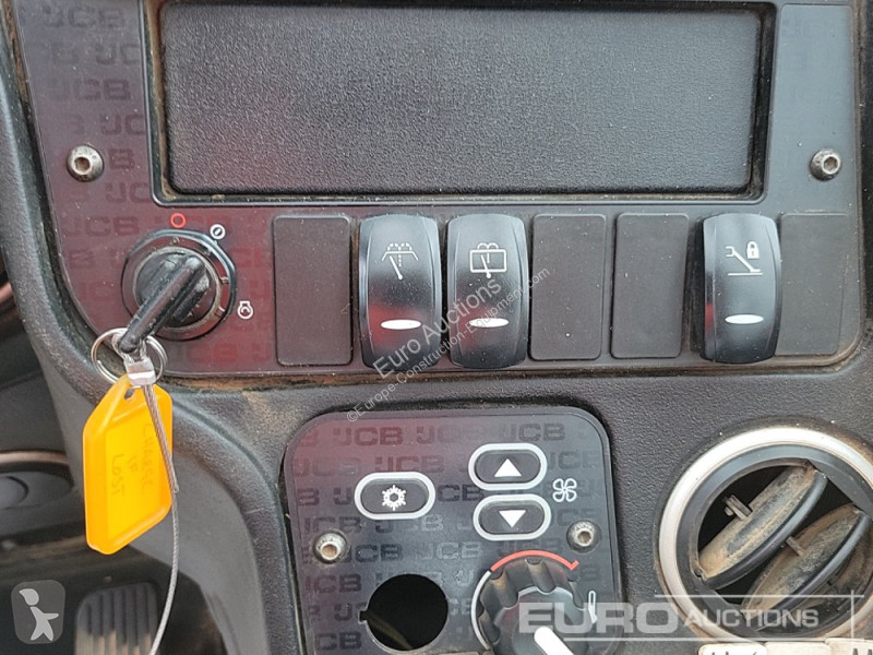 رافعة شوكية تلسكوبية JCB 540-140 Hi Viz