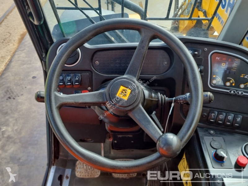 Teleskopický vozík JCB 525-60 Hi Viz