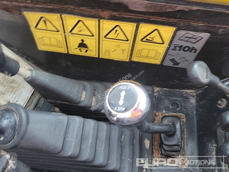 Teleskopický vozík JCB 535-140 Hi Viz