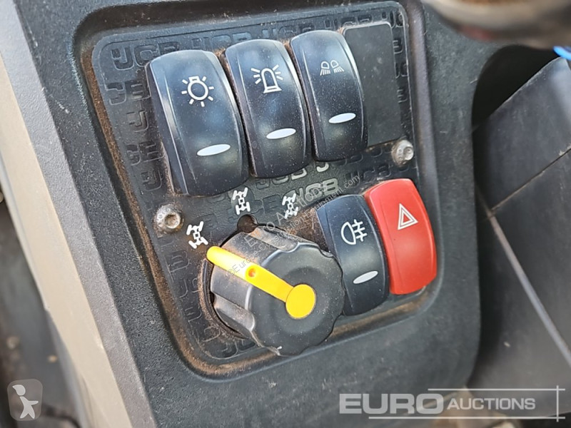 Teleskopický vozík JCB 525-60 Hi Viz