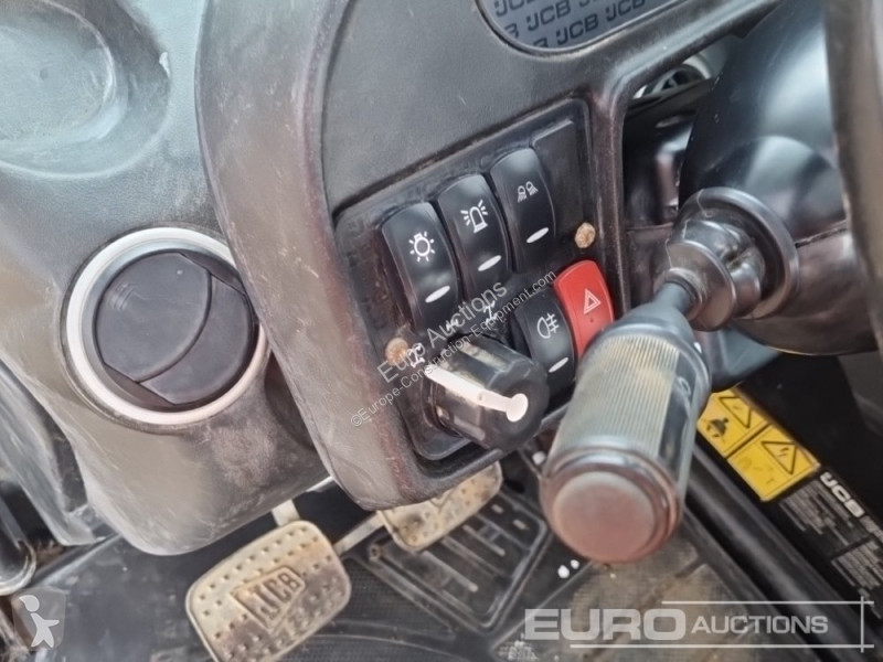 Teleskopický vozík JCB 540-140 Hi Viz