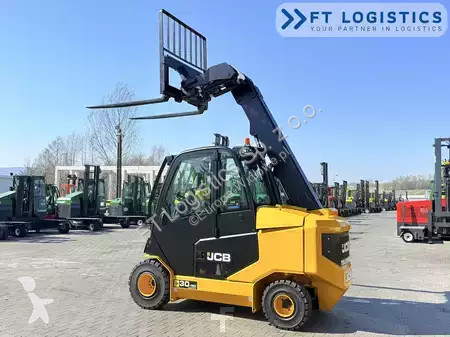 Teleskopický manipulátor JCB