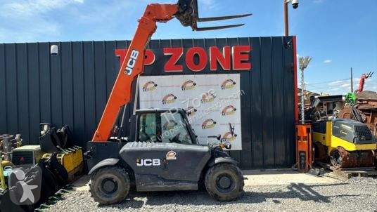 Teleskopický manipulátor JCB 525-60 t4 à 32 900...