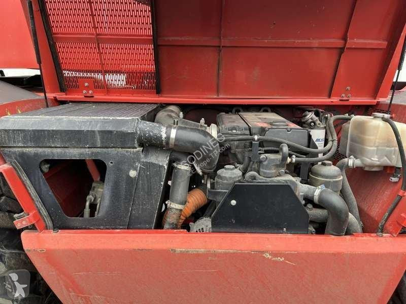 رافعة شوكية تلسكوبية Manitou