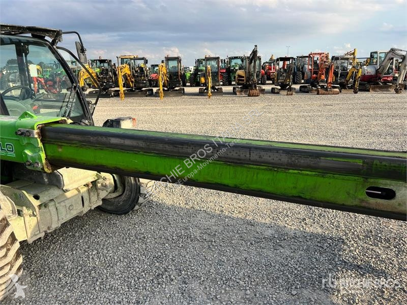 رافعة شوكية تلسكوبية Merlo P27.6 Telehandler