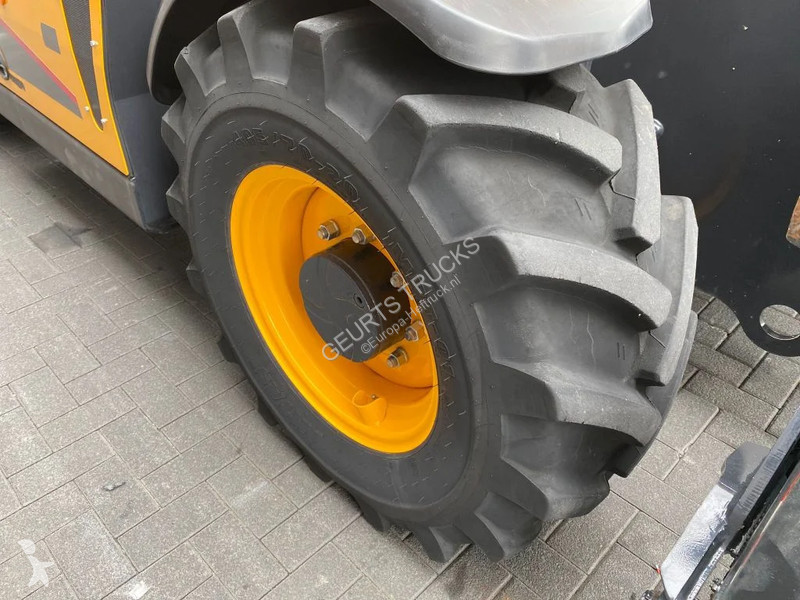 Încărcător telescopic Dieci PEGASUS 40.18 400...