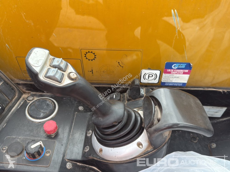 Încărcător telescopic JCB 525-60 Hi Viz