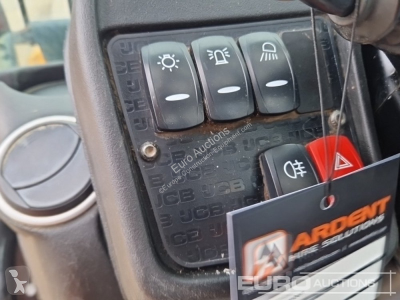 رافعة شوكية تلسكوبية JCB 540-140 Hi Viz