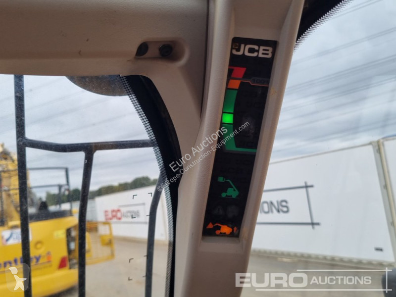 رافعة شوكية تلسكوبية JCB 540-140 Hi Viz