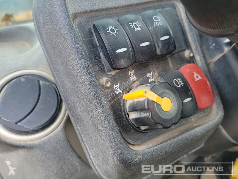 Teleskopický vozík JCB 540-140 Hi Viz