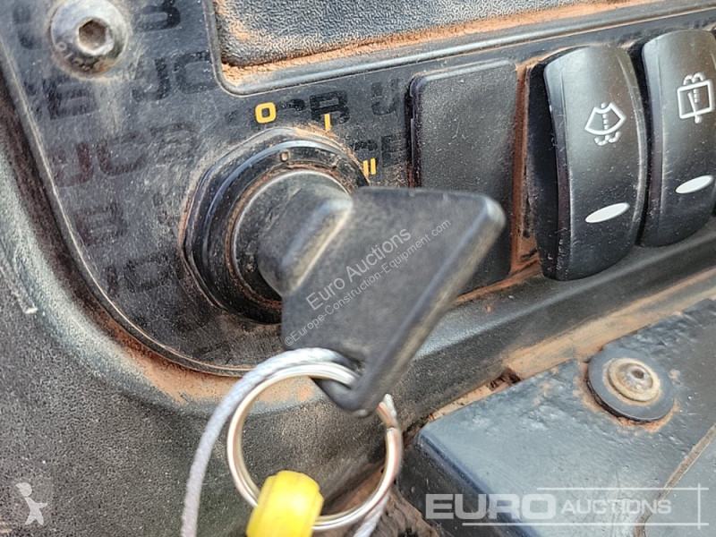 Teleskopický vozík JCB 525-60 Hi Viz