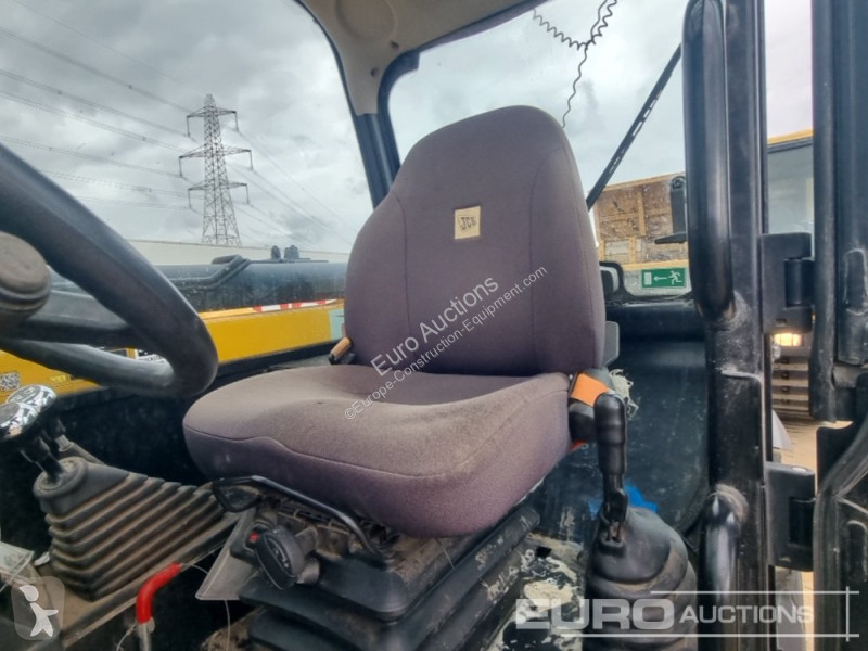Teleskopický vozík JCB 535-95
