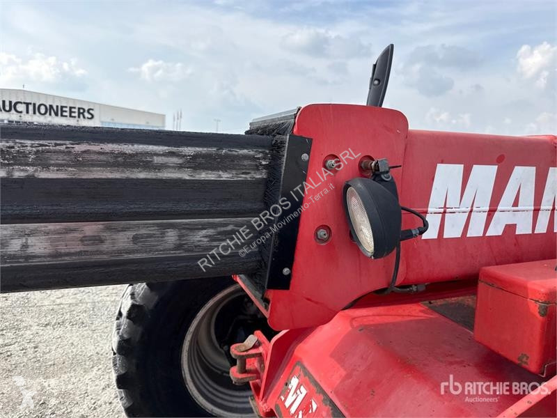 Телескопічний навантажувач Manitou...