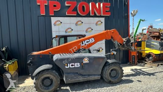 Teleskopický manipulátor JCB 525-60 t4 à 32 900...