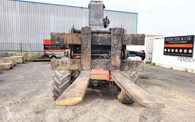 رافعة شوكية تلسكوبية Manitou