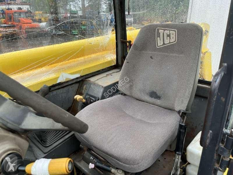 Teleskopický manipulátor JCB  532-120