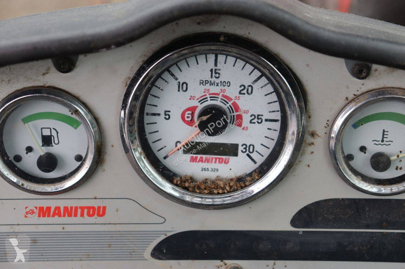 伸缩臂叉车 Manitou