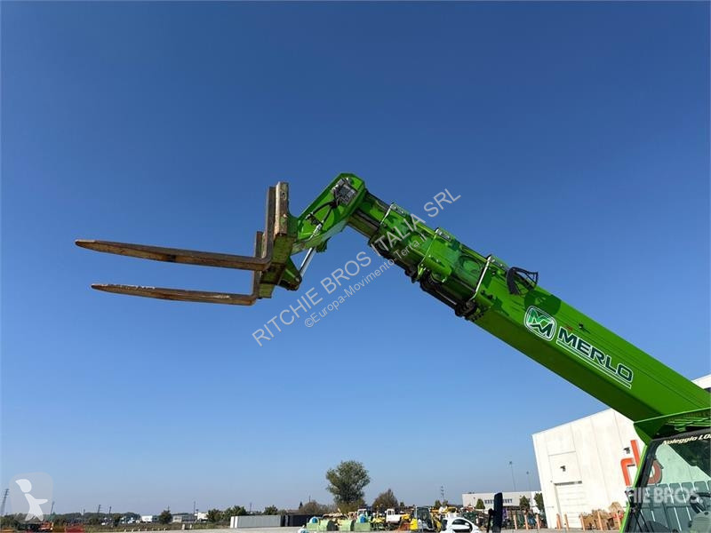 Încărcător telescopic Merlo P40.17