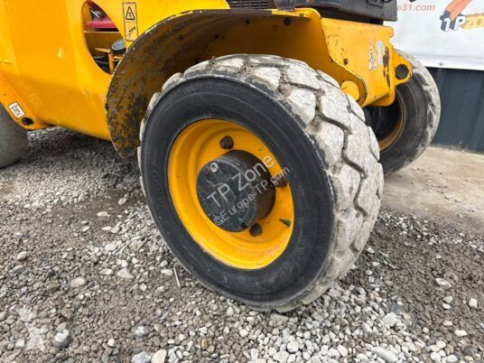 Chariot télescopique JCB