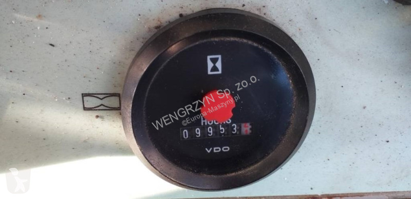 Teleskopický vozík Sennebogen 305