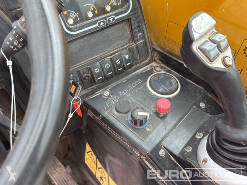 Încărcător telescopic JCB 525-60 Hi Viz